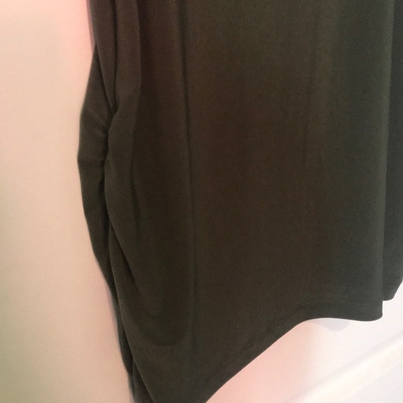 🛑🛑Woman’s top🛑🛑 - Picture 3 of 4